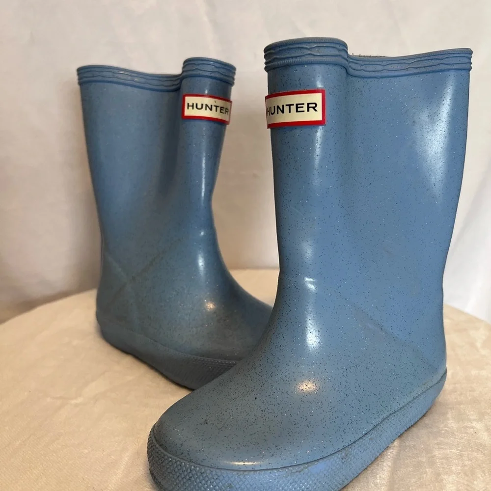 Hunter Classic Blue Waterproof Boots for Kids. Size 7.